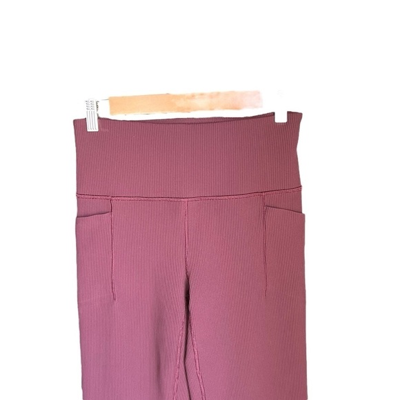 Athleta - Salutation Stash Rib Flare Leggings Sz MT - Picture 5 of 9